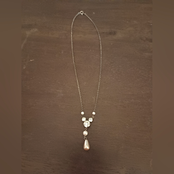 Faux Pearl & Rhinestone Gunmetal Necklace
